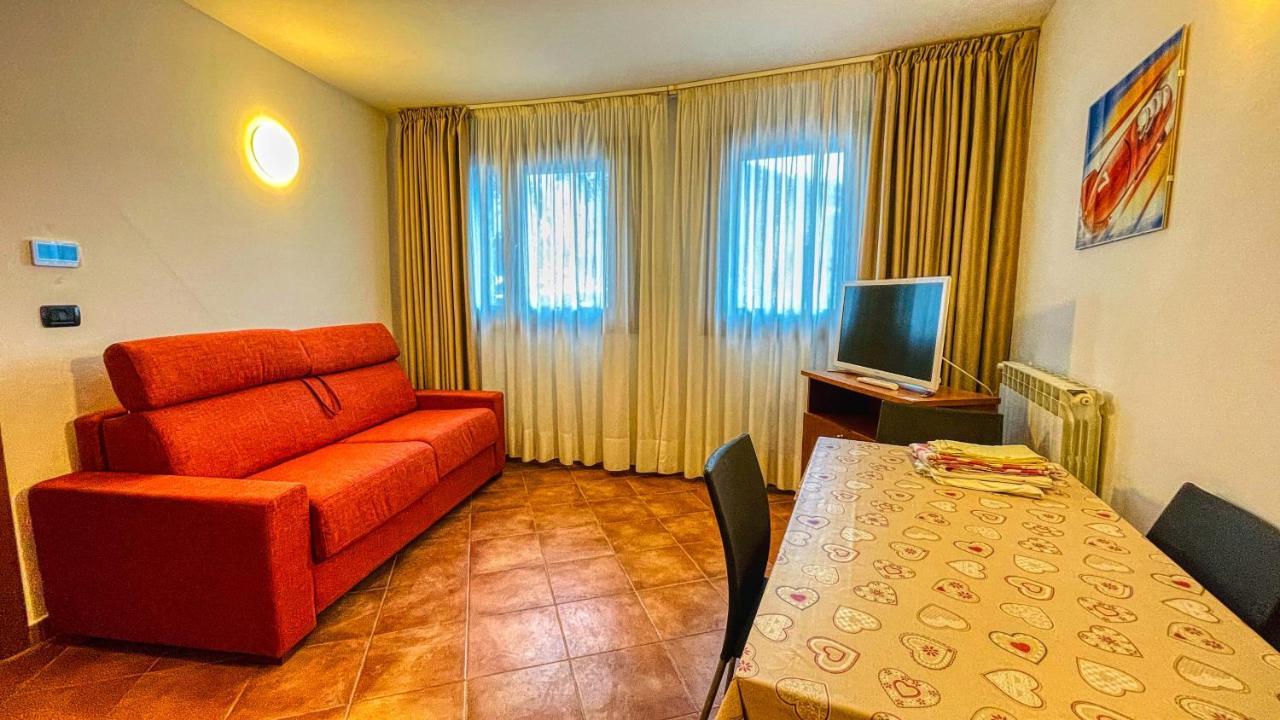 Appartamento Smith Roero - Affitti Brevi Italia Бардонеккія Екстер'єр фото
